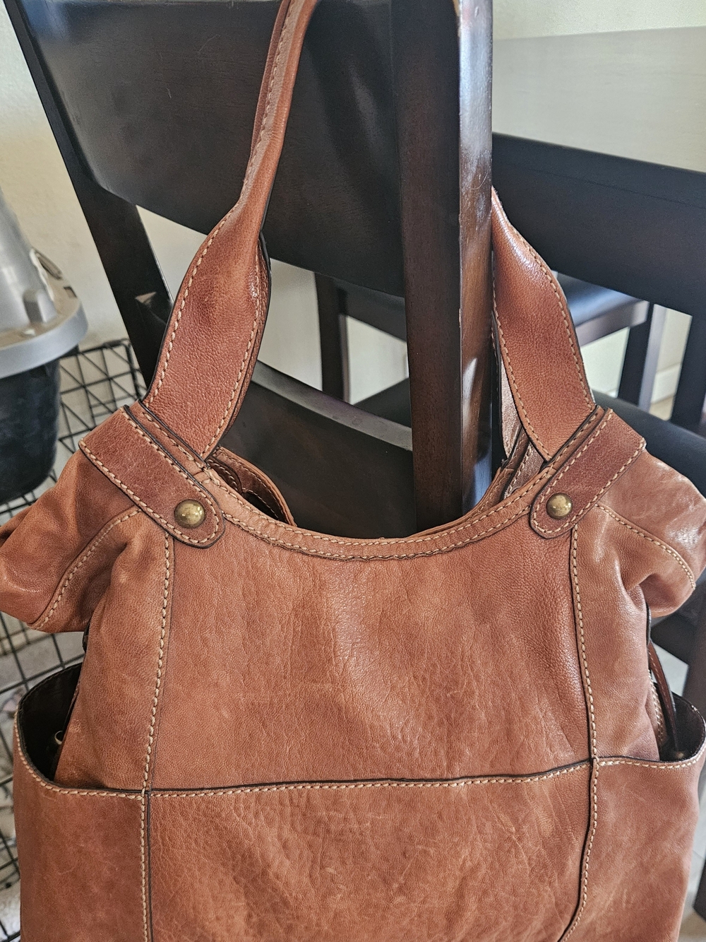 Fossil Leather Floral-Embossed Shoulder Bag And Wallet in Brown - Picture 2 of 9